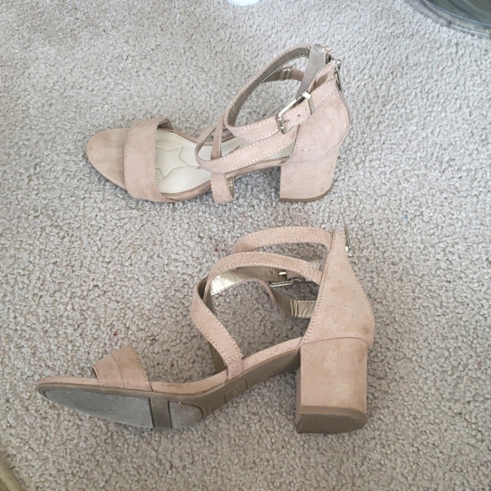 Circus by Sam Edelman Strappy Heels - Picture 5 of 6